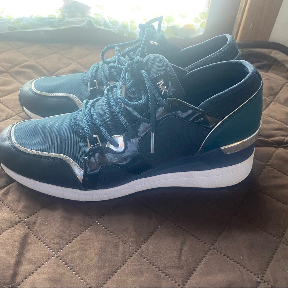 Michael KORS LIV ICONIC Blue MK SNEAKERS I LOVE SHOES Size 10M